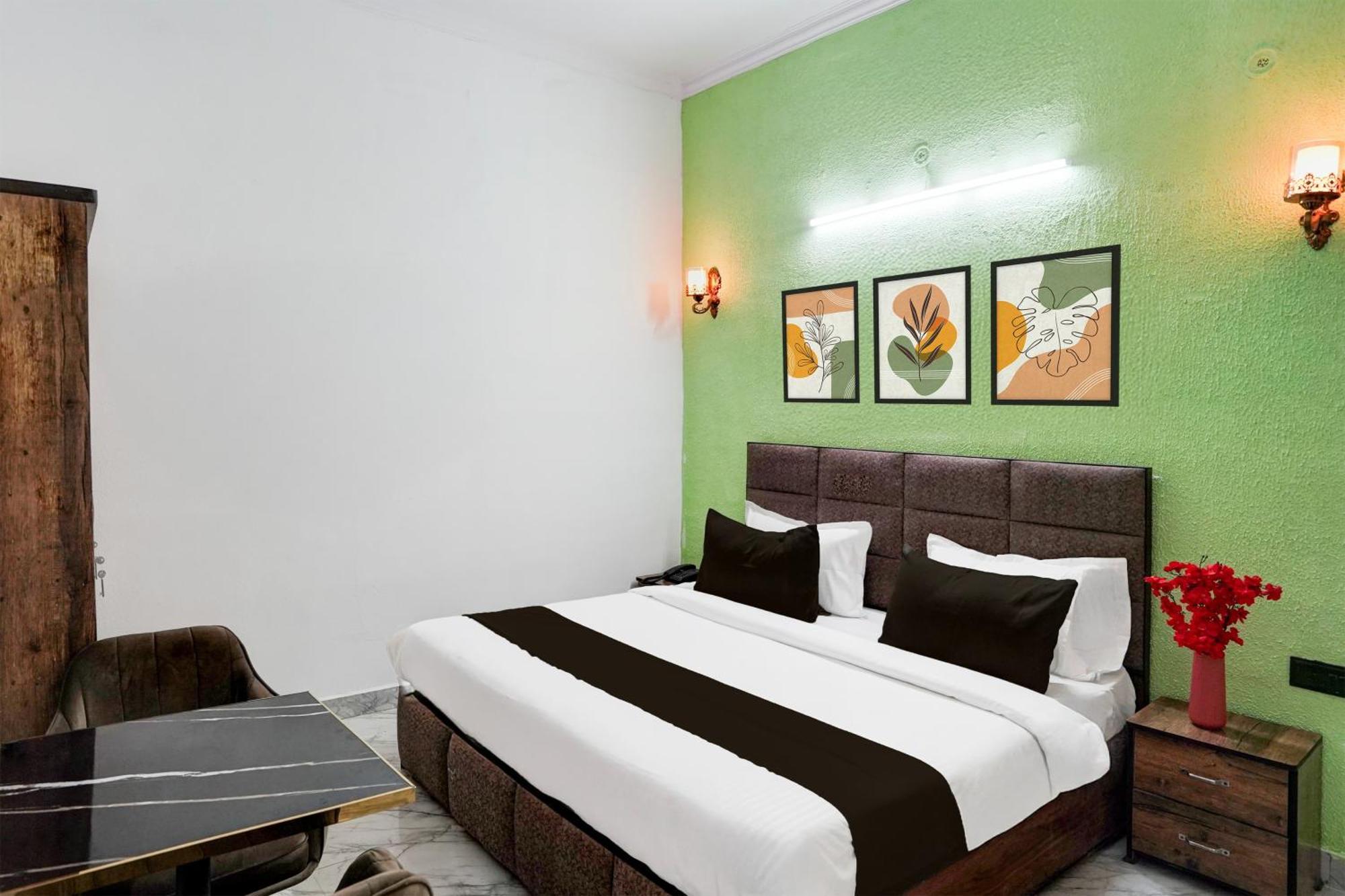 Collection O Shandilya Grand Residency Greater Noida Exteriör bild